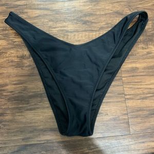 High leg bikini bottoms